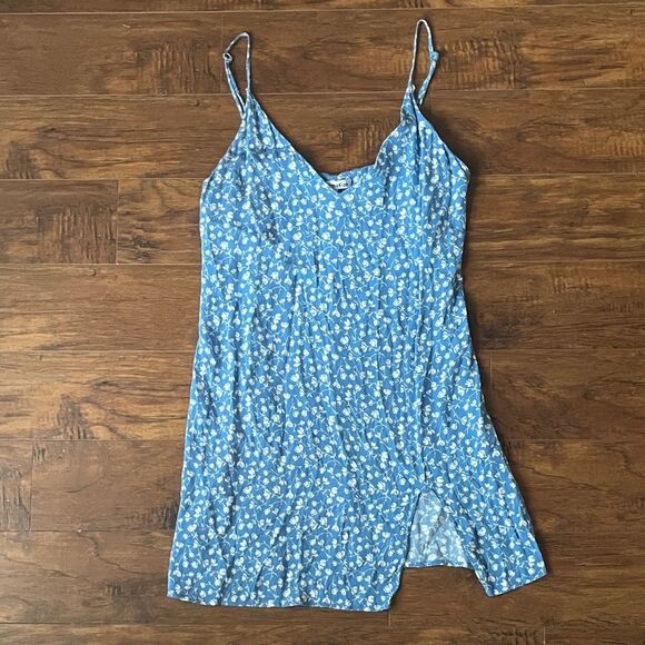 Reformation Marlowe Blue and White Floral Dress, size L - Picture 2 of 8